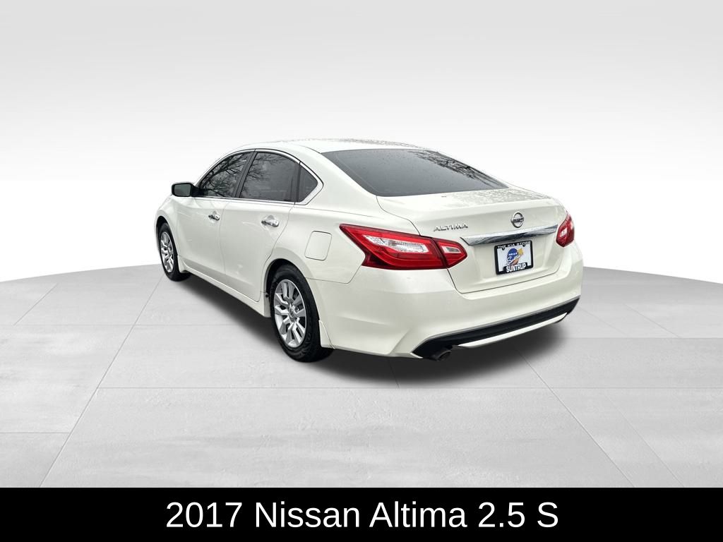 2017 Nissan Altima 2.5 S photo 3