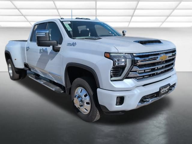New 2026 Chevrolet Silverado 3500 HD High Country DRW Crew Cab in