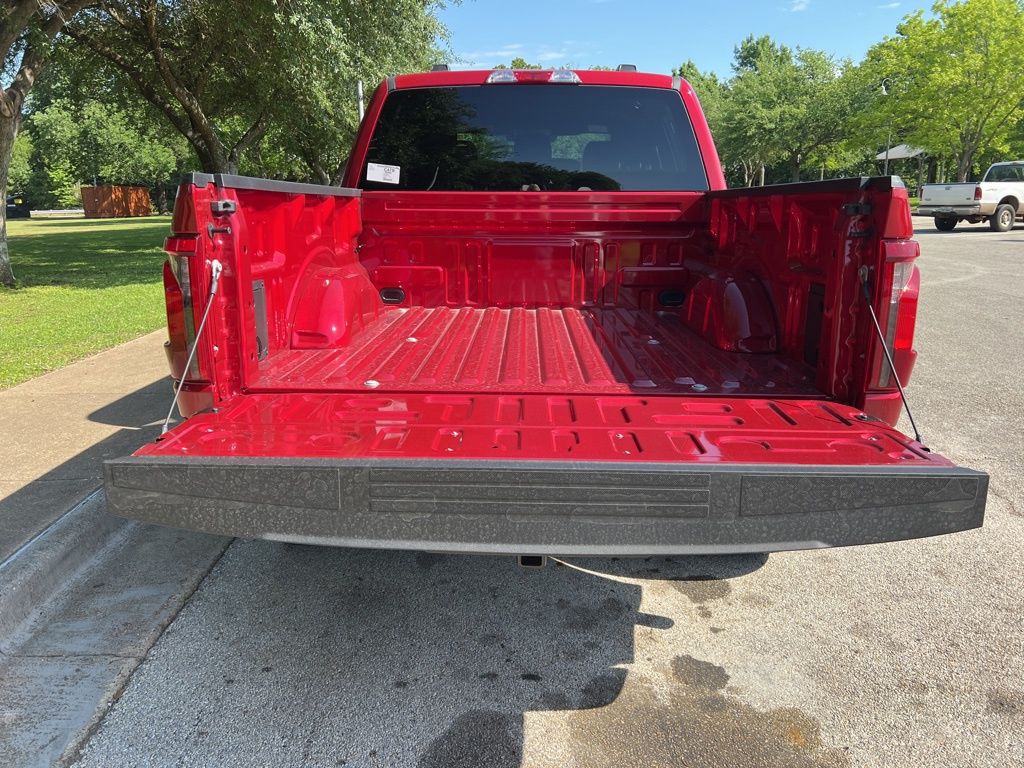 2025 Ford F-150 STX photo 33
