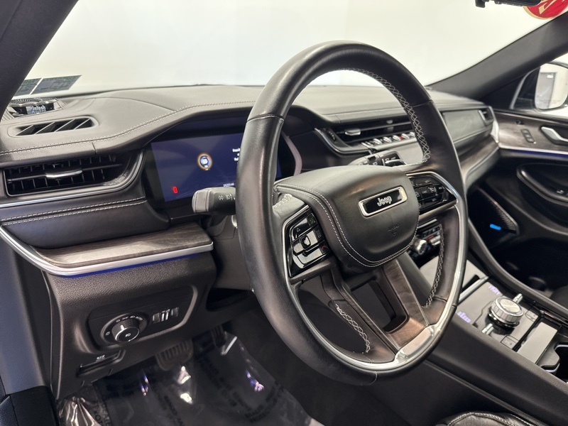 2022 Jeep Grand Cherokee Overland photo 27