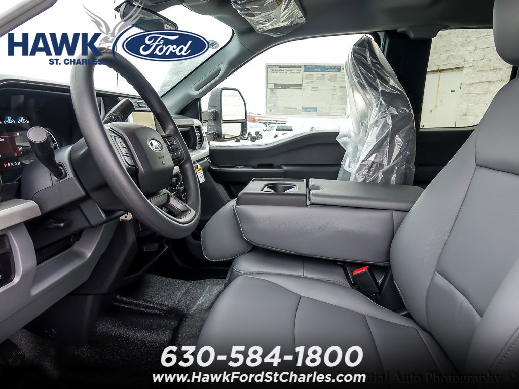 2026 FORD F-550 - Image 6