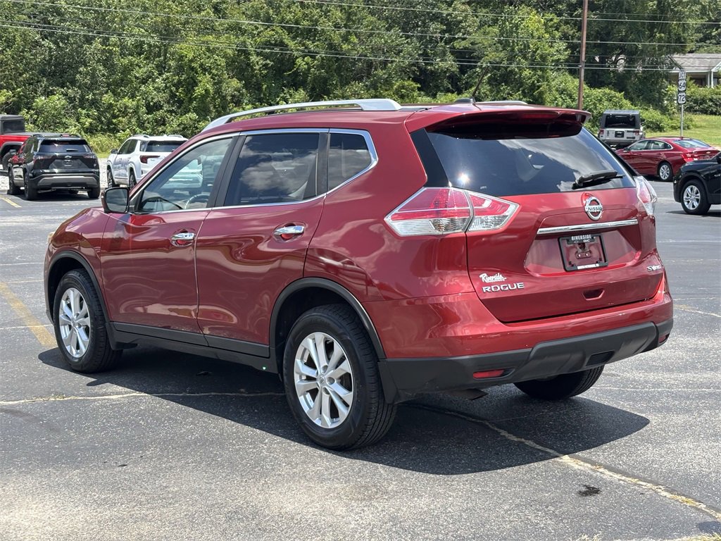 2016 Nissan Rogue SV photo 8
