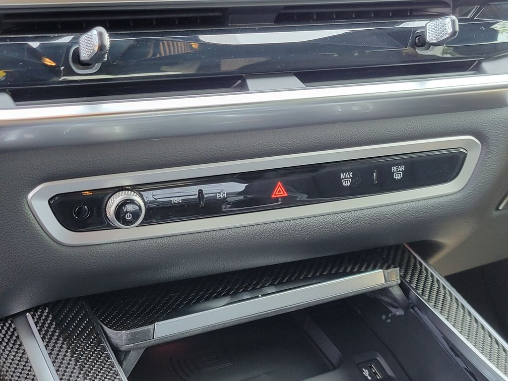 2026 Bmw X7 M60i photo 21