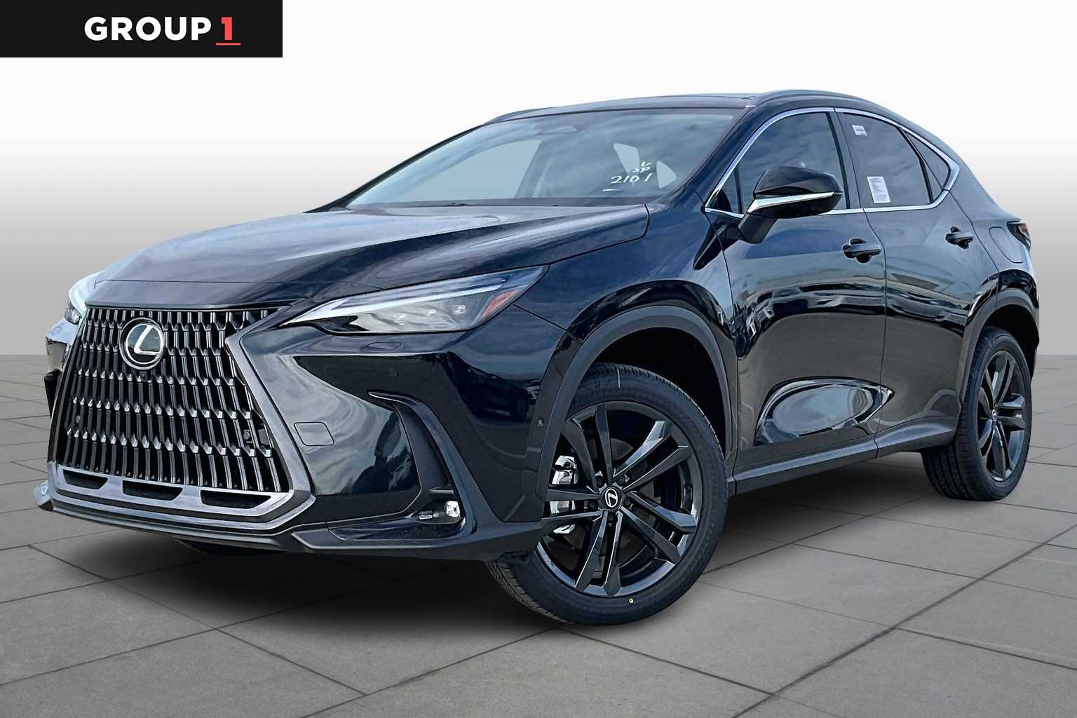 2026 Lexus NX PHEV 450h+'s photo