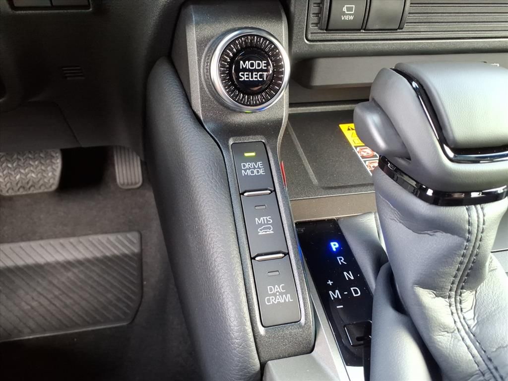 2025 Toyota Land Cruiser Base photo 29