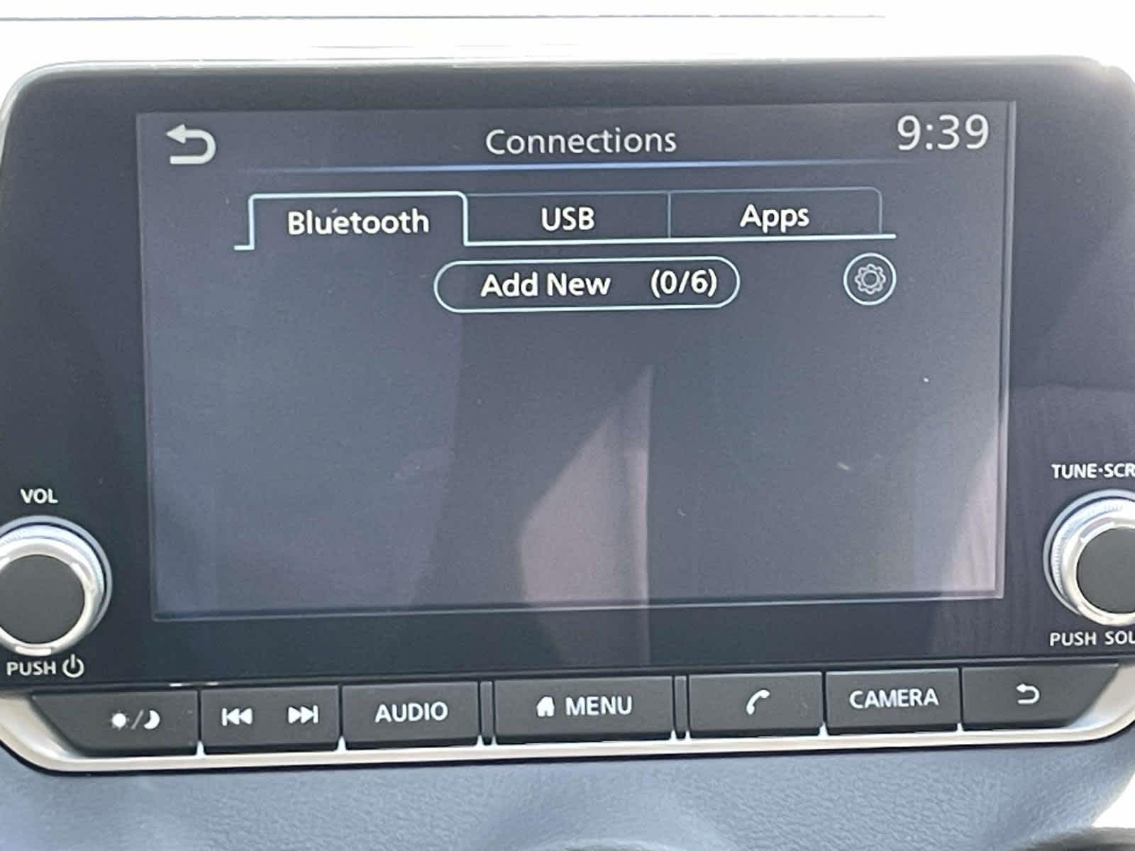2025 Nissan Sentra SV photo 16