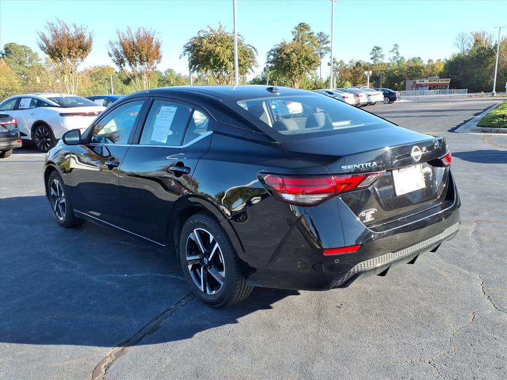 2024 Nissan Sentra SV photo 3