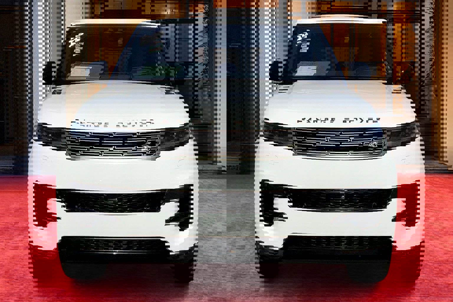 2023 Land Rover Range Rover Sport SE photo 3