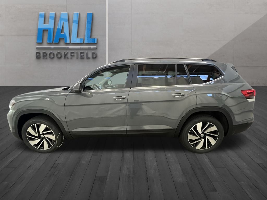 2025 Volkswagen Atlas SE Technology photo 2