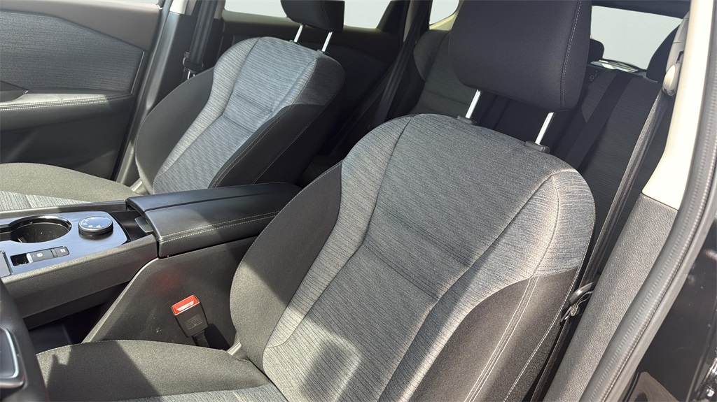 2023 Nissan Rogue SV AWD photo 18