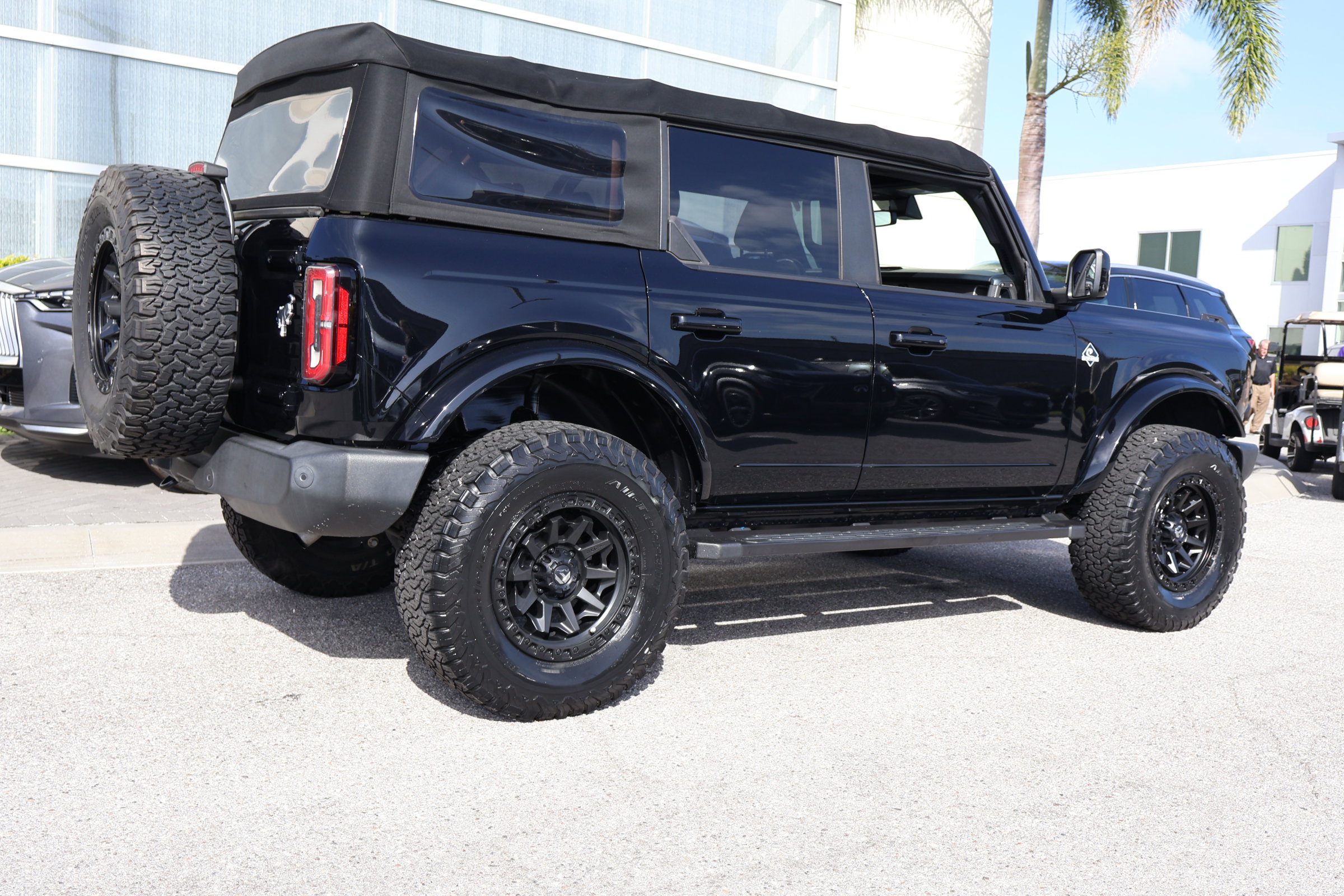 2022 Ford Bronco Base Big Bend Black Diamond Outer Banks photo 8