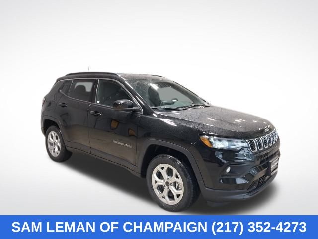 2026 Jeep Compass Latitude's photo