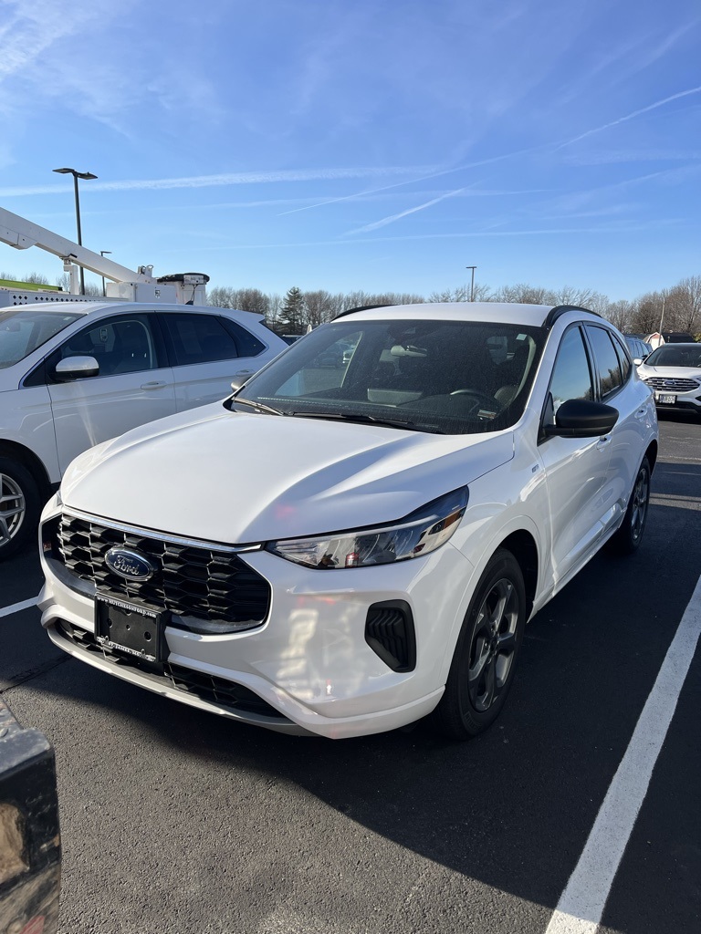 2022 Ford Escape SE's photo