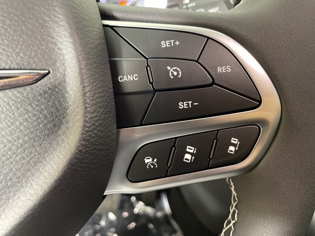 2026 Chrysler Voyager LX photo 24