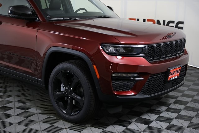 2025 Jeep Grand Cherokee Limited photo 23