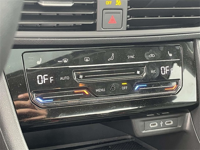 2025 Volkswagen Jetta 1.5T SE photo 19