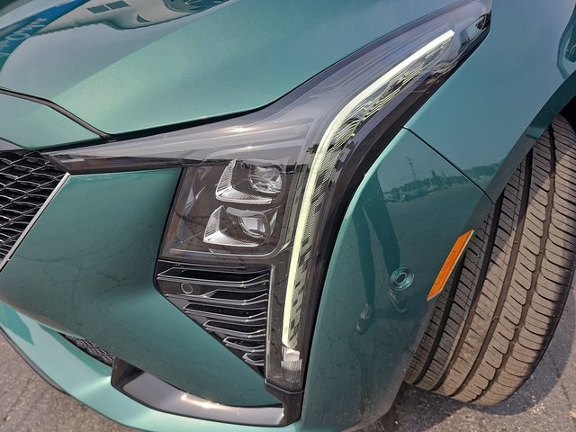 2025 Cadillac CT5 V photo 29