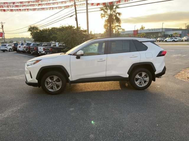 2024 Toyota RAV4 XLE photo 33