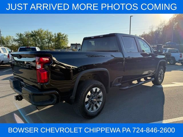 2024 Chevrolet Silverado 2500HD Custom photo 3