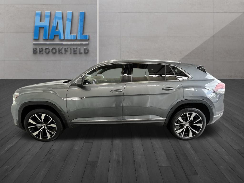 2024 Volkswagen Atlas Cross Sport SEL Premium R-Line photo 2