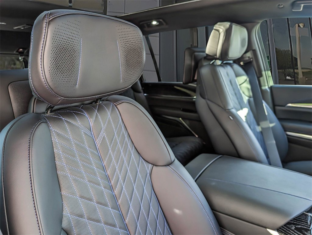 2026 Cadillac Escalade Sport photo 16
