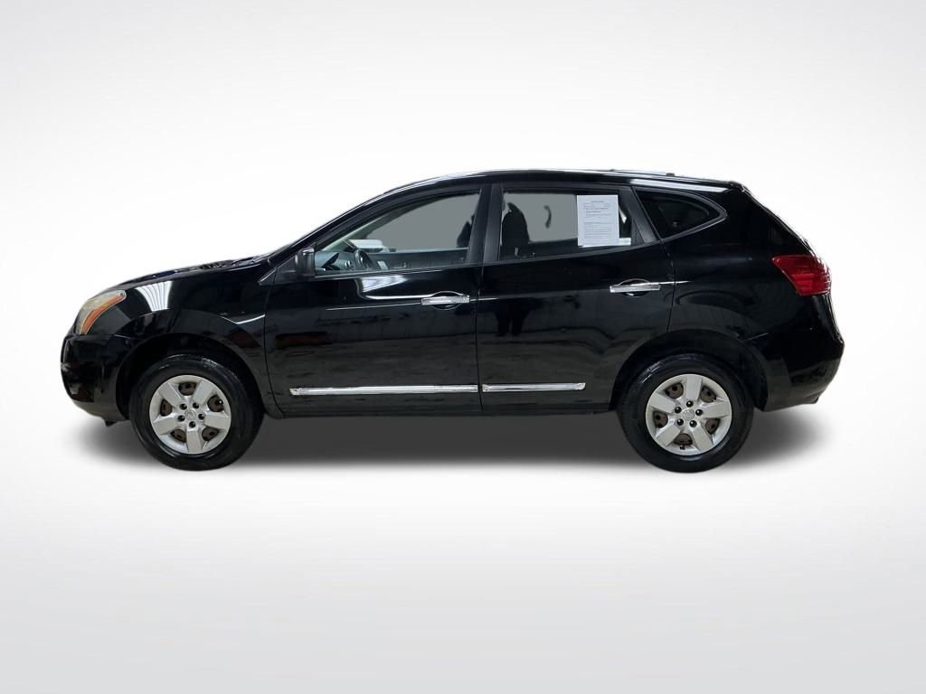 2014 Nissan Rogue Select S photo 2