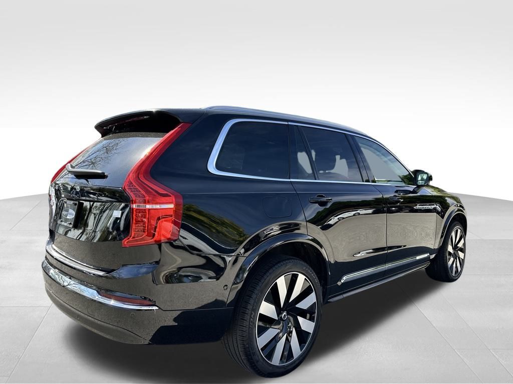 2024 Volvo XC90 Recharge T8 Plus photo 4