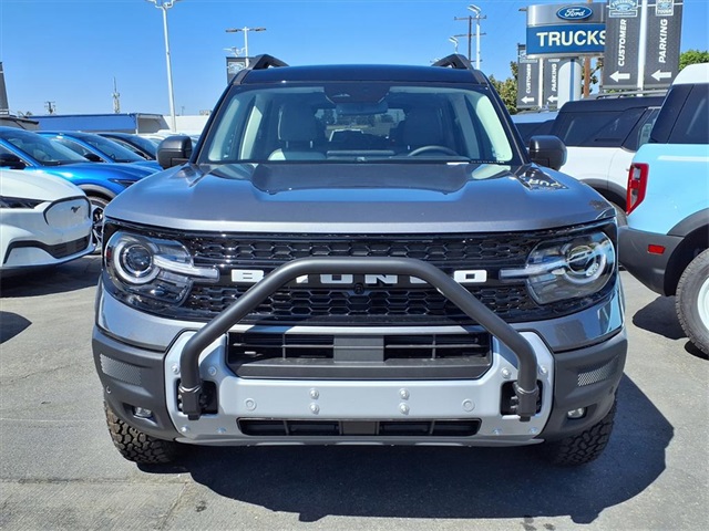 2025 Ford Bronco Sport Badlands photo 2