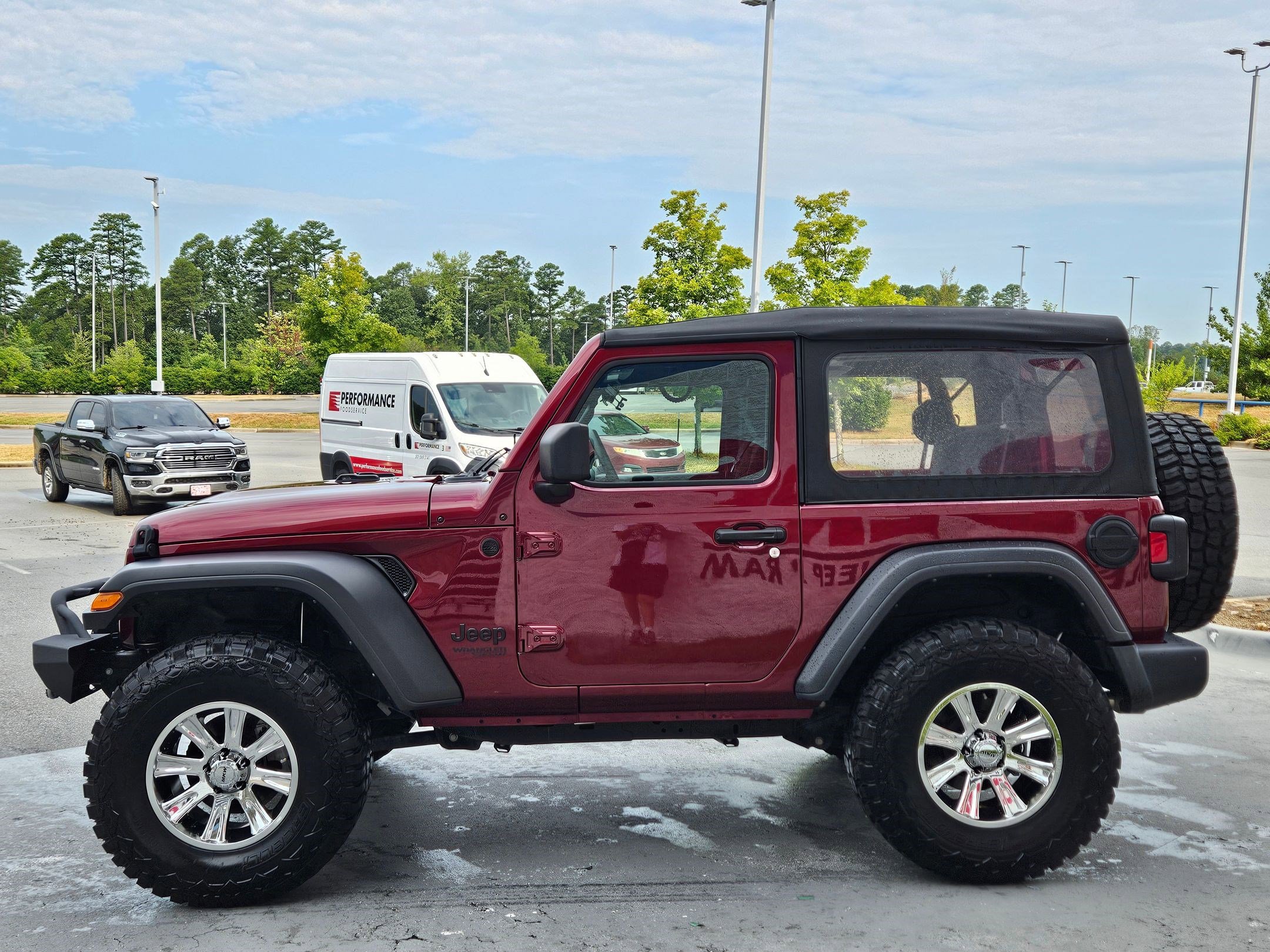 2021 Jeep Wrangler Sport photo 4