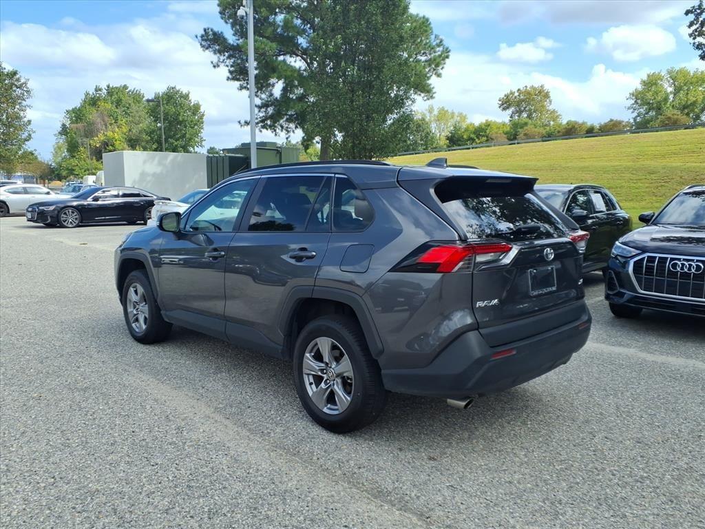 2024 Toyota RAV4 XLE photo 4