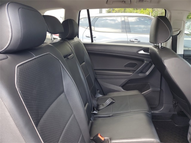 2021 Volkswagen Tiguan SE photo 30