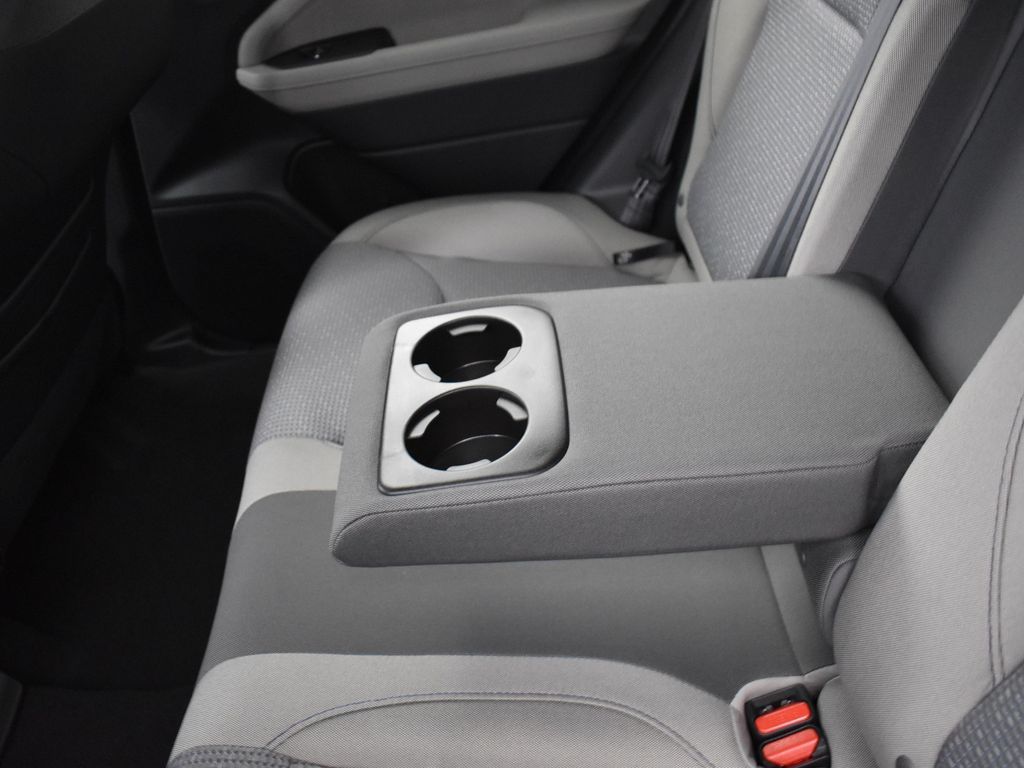 2025 Subaru Forester Premium photo 19