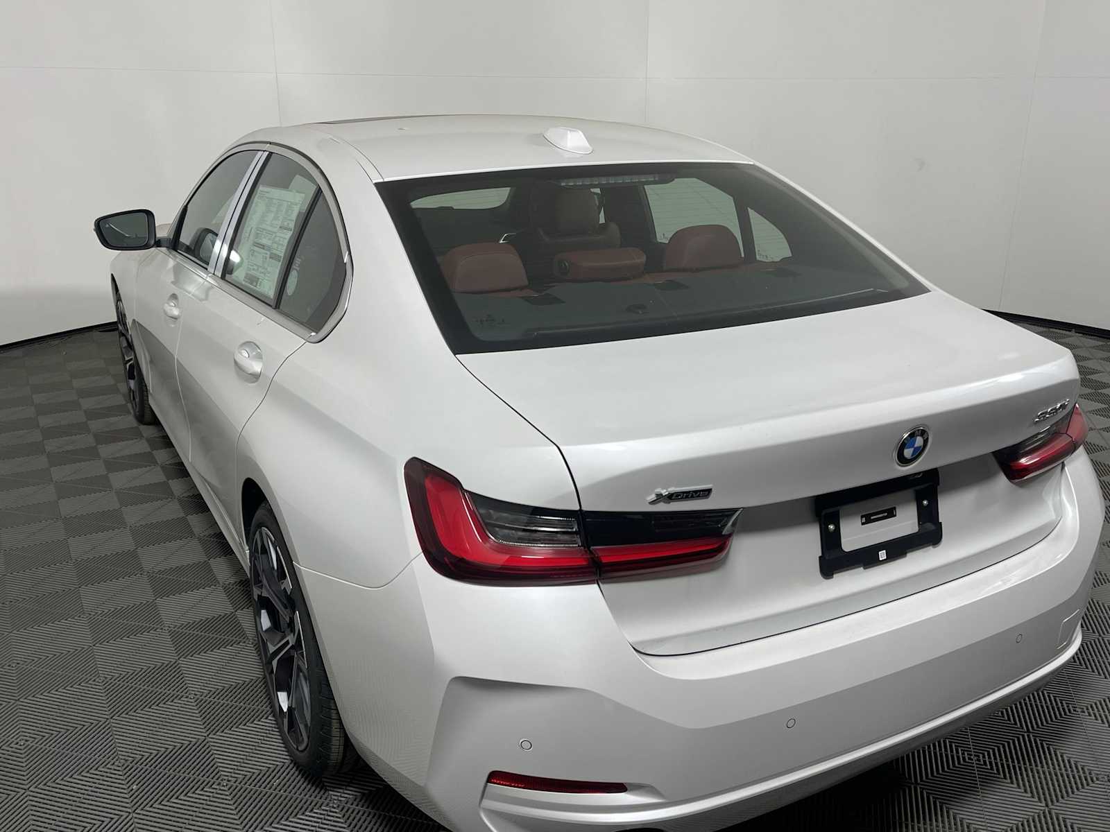 2025 Bmw 330i xDrive photo 3