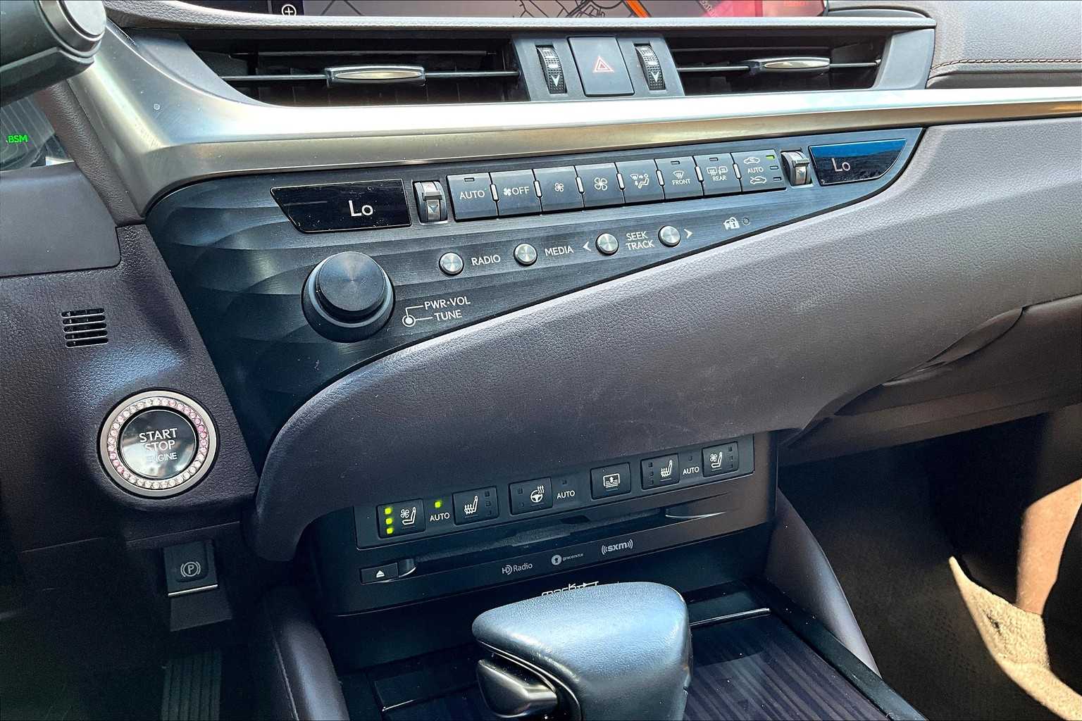 2020 Lexus ES 350 Luxury photo 30