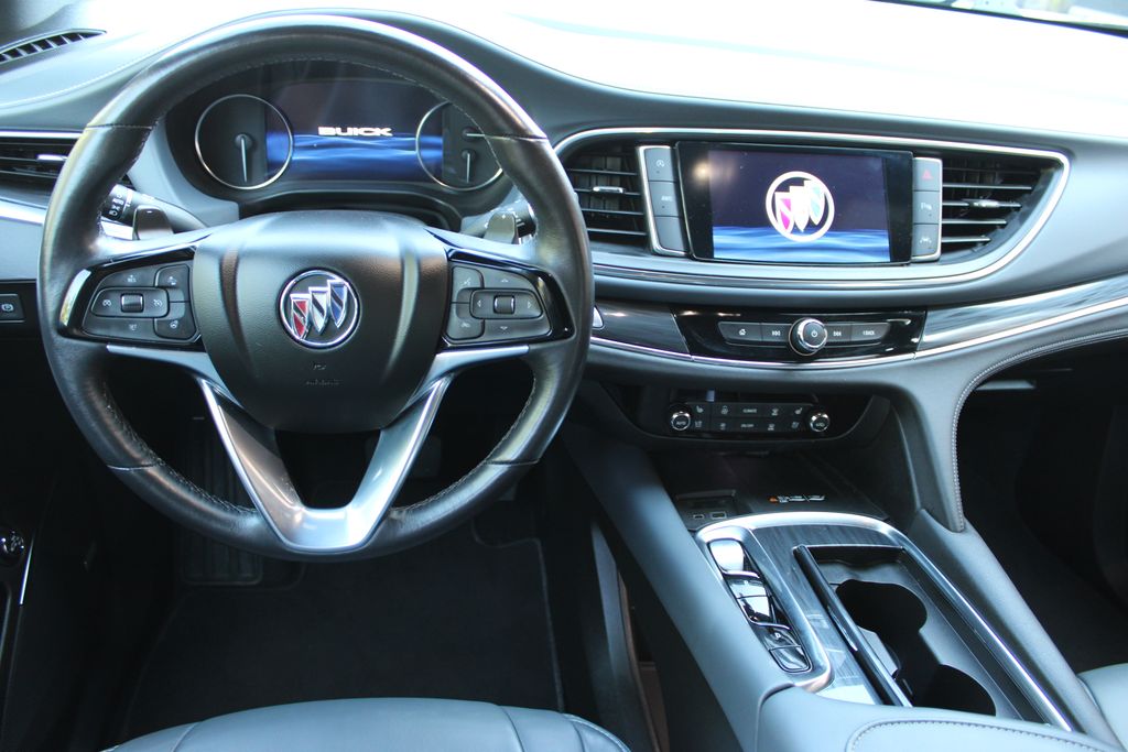 2024 Buick Enclave Premium photo 11