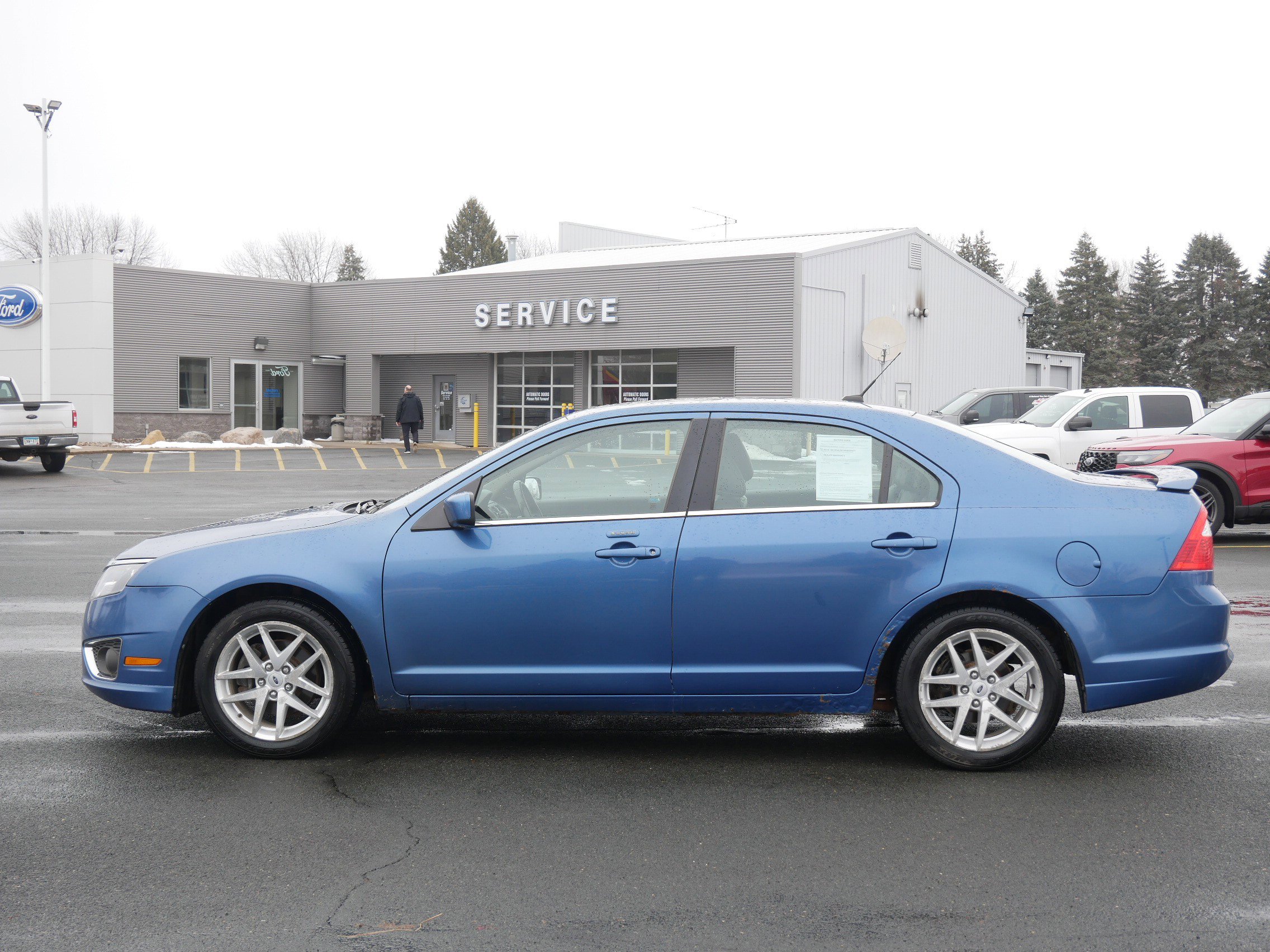 Used 2010 Ford Fusion SEL with VIN 3FAHP0JA3AR423409 for sale in Hastings, Minnesota