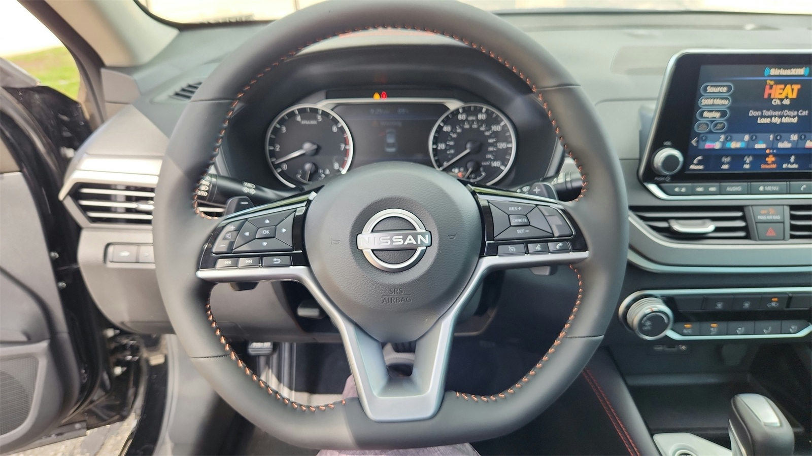 2025 Nissan Altima 2.5 SR photo 11