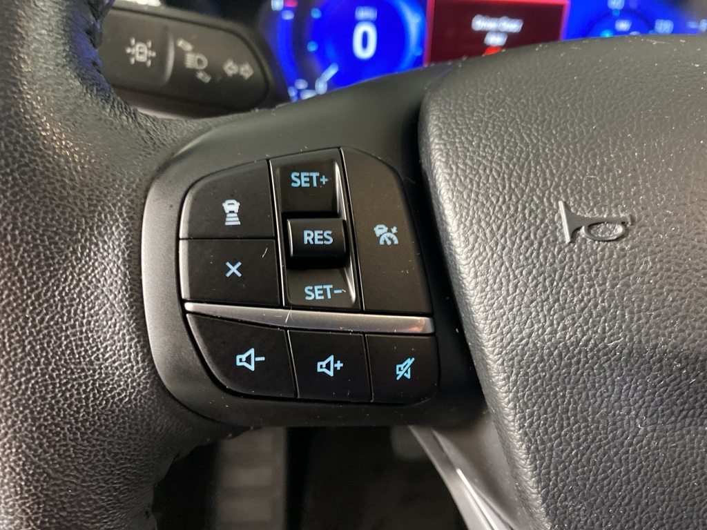2020 Ford Escape SE Sport Hybrid photo 19
