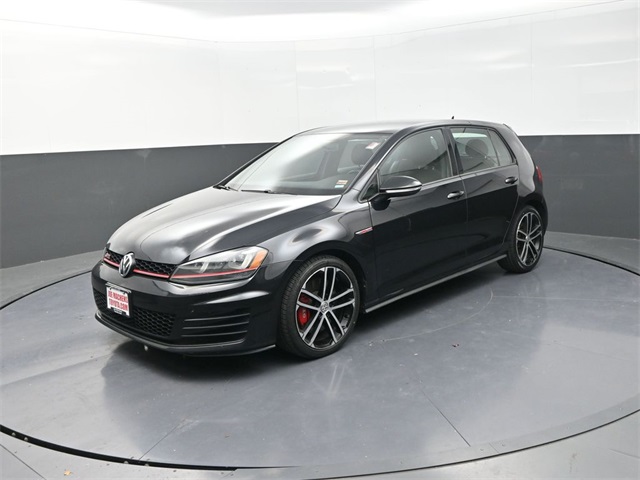 2017 Volkswagen Golf GTI Sport photo 2