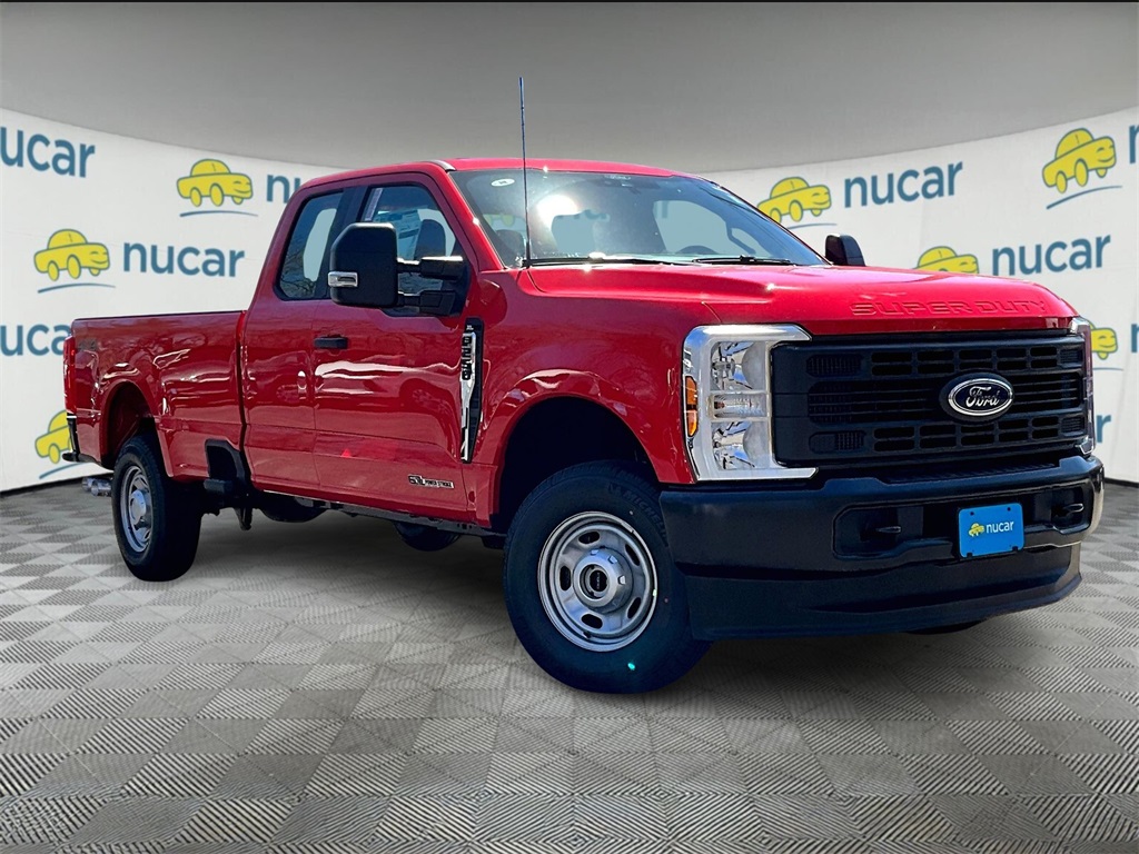 2025 Ford F-250 Super Duty XL's photo