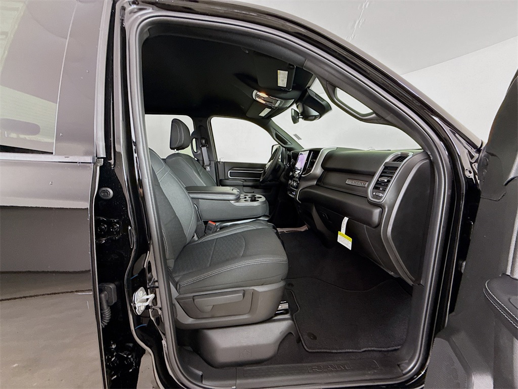 2025 Ram 2500 Big Horn photo 26