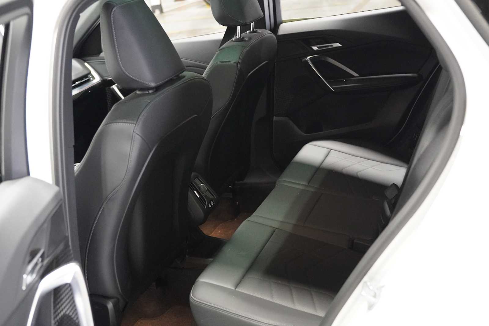 2025 Bmw X2 xDrive28i photo 13