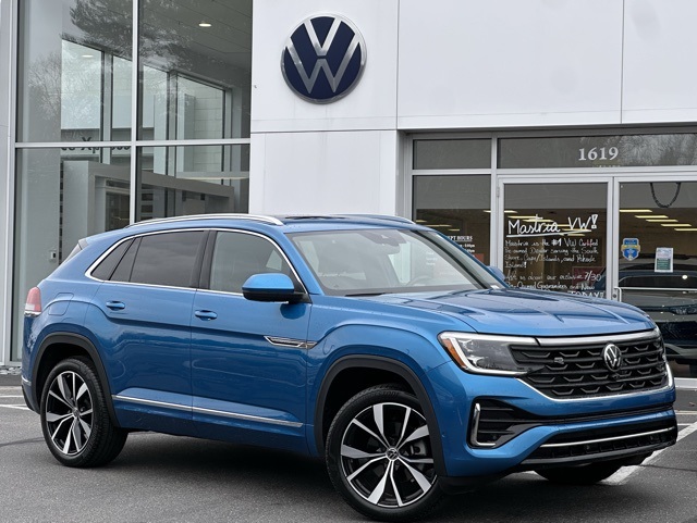 2024 Volkswagen Atlas Cross Sport SEL Premium R-LINE's photo