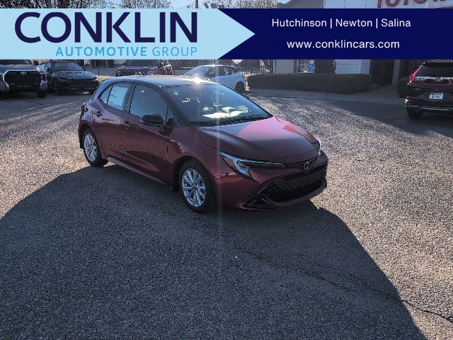 2026 Toyota Corolla Hatchback SE's photo