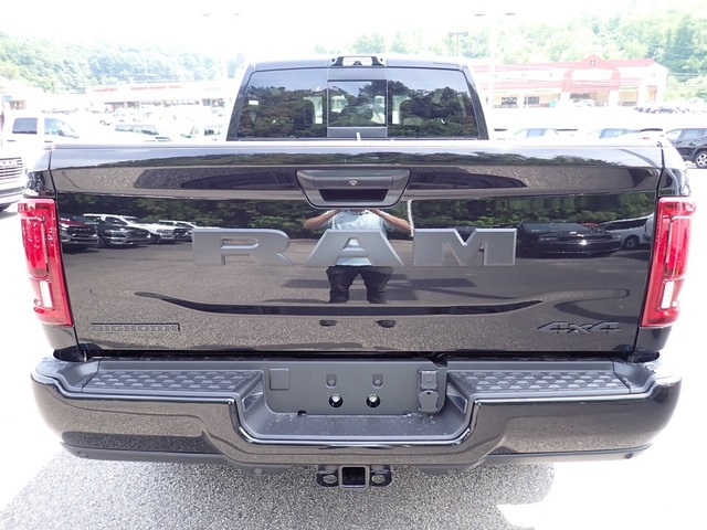 2025 Ram 2500 Big Horn photo 3