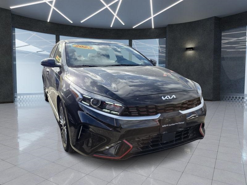 2023 Kia Forte GT-Line's photo