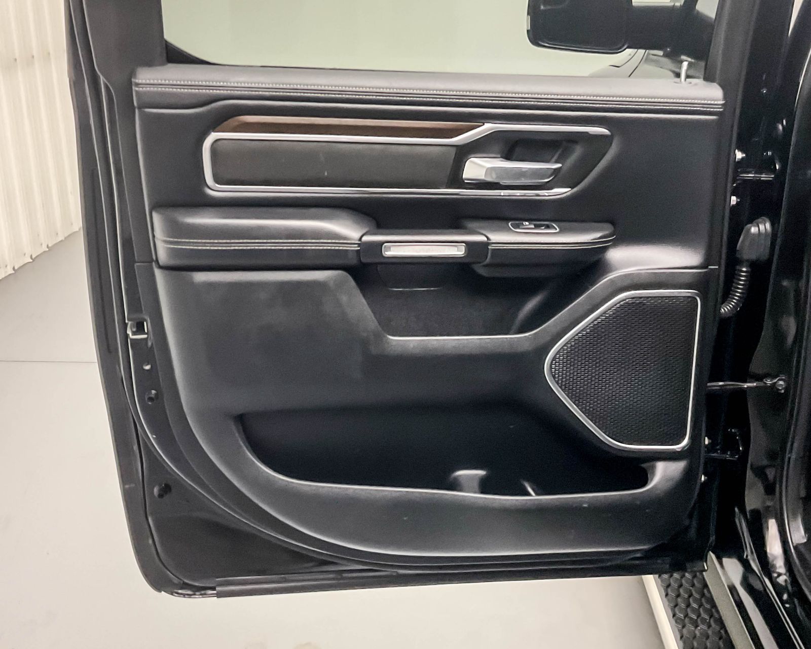 2021 Ram 1500 Laramie photo 20
