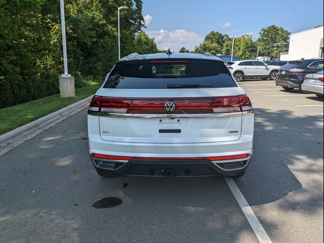 2024 Volkswagen Atlas Cross Sport SEL photo 2