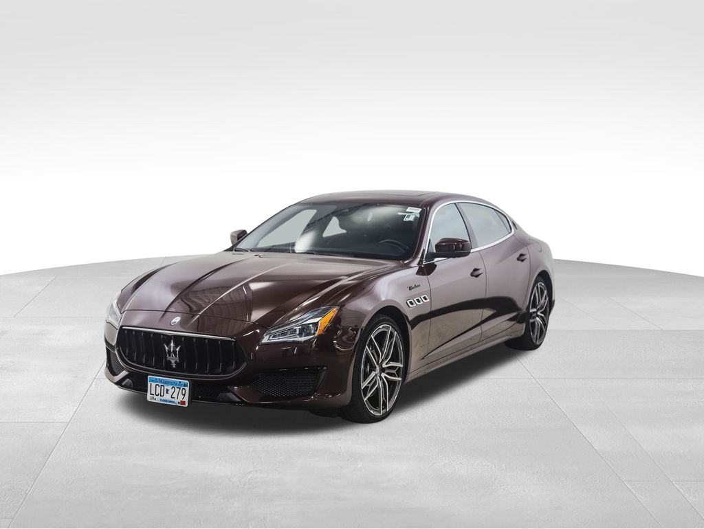 2022 Maserati Quattroporte Modena Q4's photo