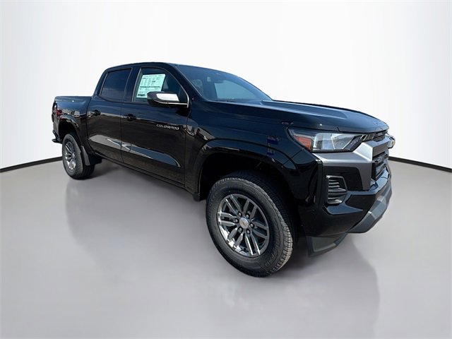 2026 Chevrolet Colorado LT photo 3